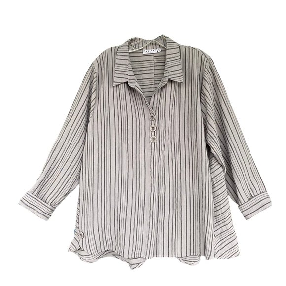 Habitat Button-Front Tunic Blouse - Picture 1 of 4